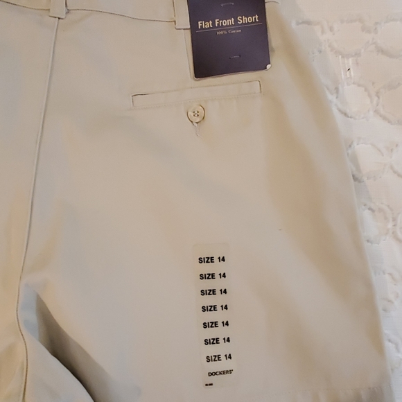 Dockers flat front shorts 14 - Picture 8 of 8